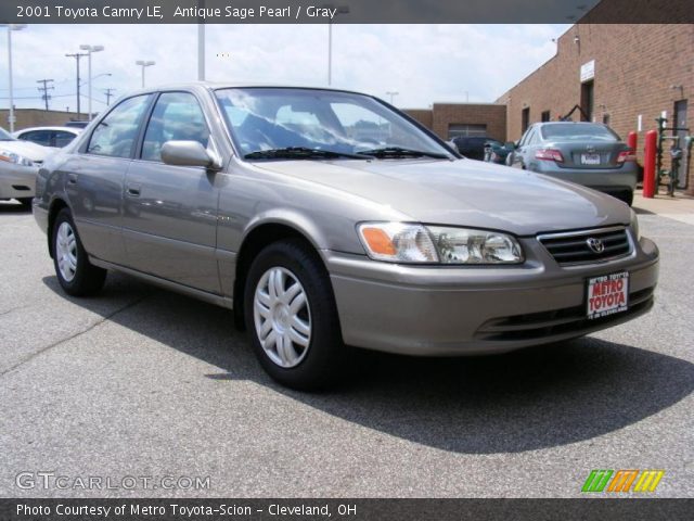 2001 Toyota Camry LE in Antique Sage Pearl