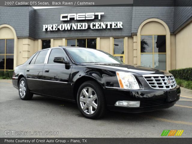 2007 Cadillac DTS Sedan in Black Raven