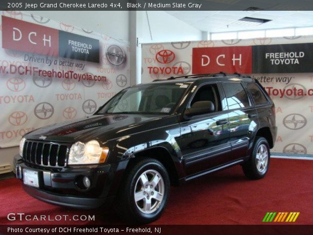 2005 Jeep Grand Cherokee Laredo 4x4 in Black