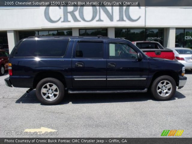 2005 Chevrolet Suburban 1500 LS in Dark Blue Metallic