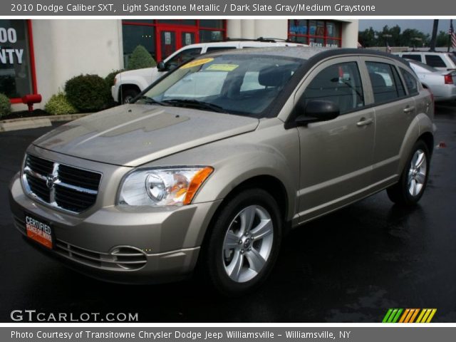 2010 Dodge Caliber SXT in Light Sandstone Metallic