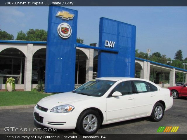 2007 Chevrolet Impala LT in White