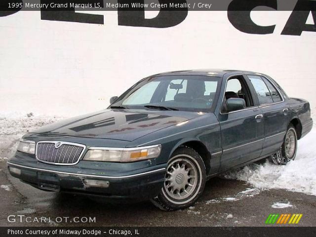 1995 Mercury Grand Marquis LS in Medium Willow Green Metallic
