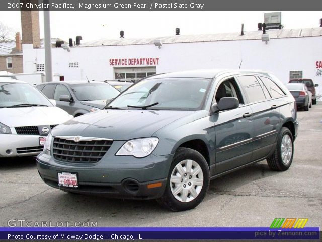 2007 Chrysler Pacifica  in Magnesium Green Pearl