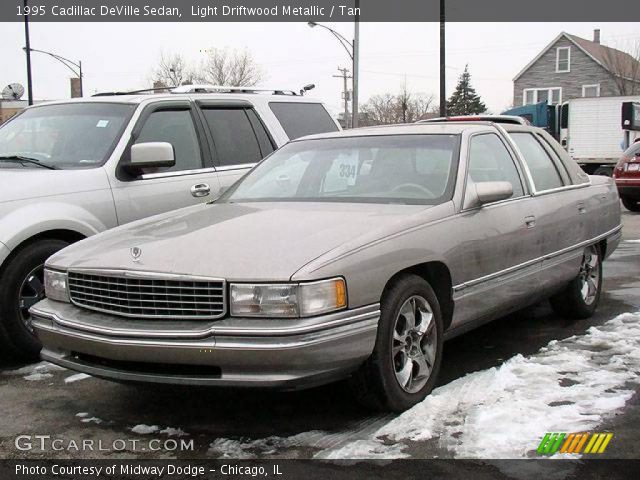 1995 Cadillac DeVille Sedan in Light Driftwood Metallic