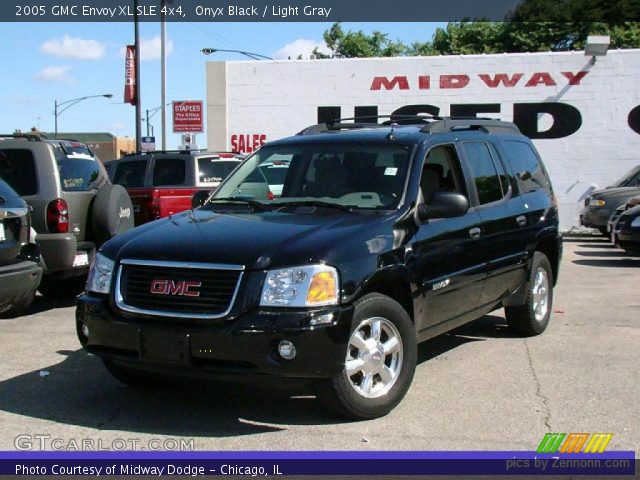 2005 GMC Envoy XL SLE 4x4 in Onyx Black