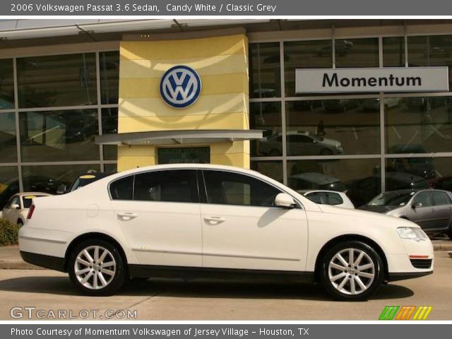 2006 Volkswagen Passat 3.6 Sedan in Candy White
