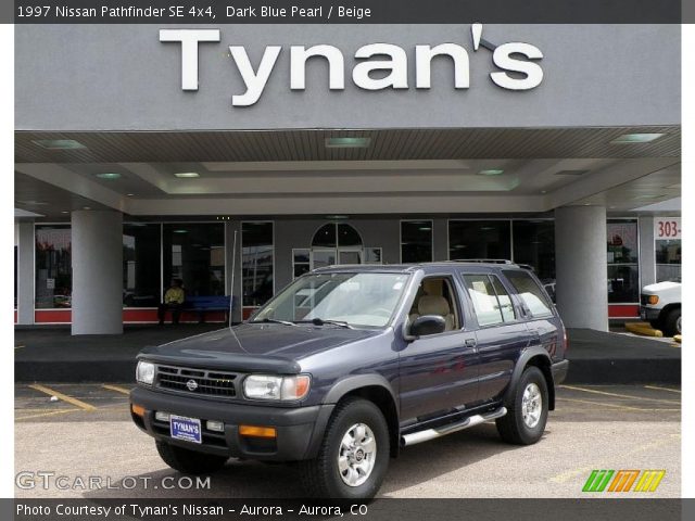 1997 Nissan Pathfinder SE 4x4 in Dark Blue Pearl