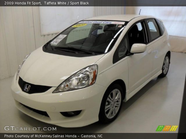 2009 Honda Fit Sport in Taffeta White
