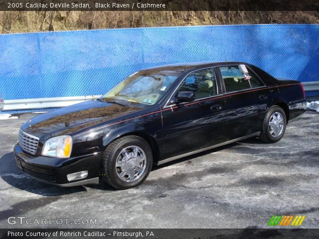 2005 Cadillac DeVille Sedan in Black Raven