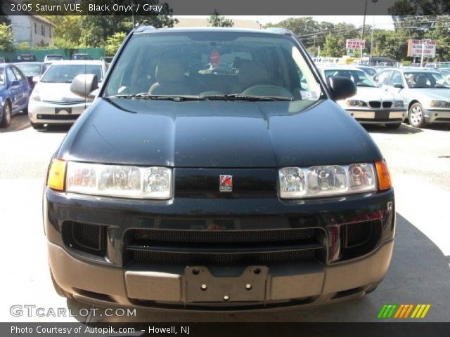 2005 Saturn VUE  in Black Onyx