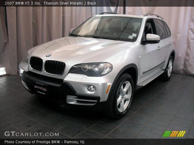 2007 BMW X5 3.0si in Titanium Silver Metallic