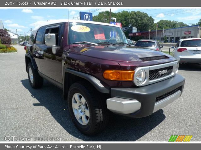2007 Toyota FJ Cruiser 4WD in Black Cherry Pearl