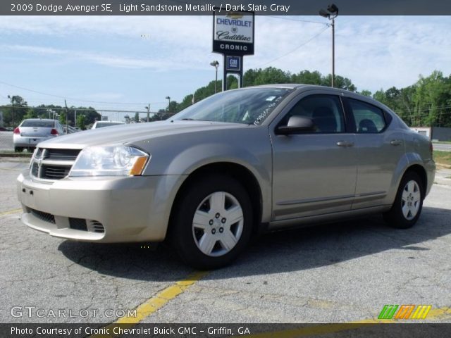 2009 Dodge Avenger SE in Light Sandstone Metallic