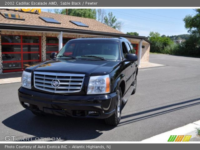 2002 Cadillac Escalade AWD in Sable Black