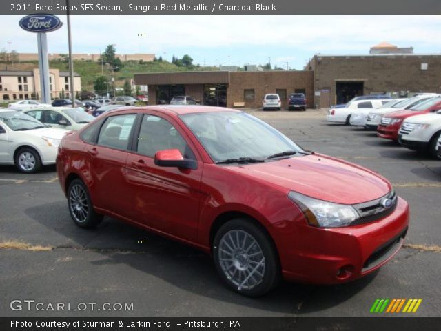 2011 Ford Focus SES Sedan in Sangria Red Metallic