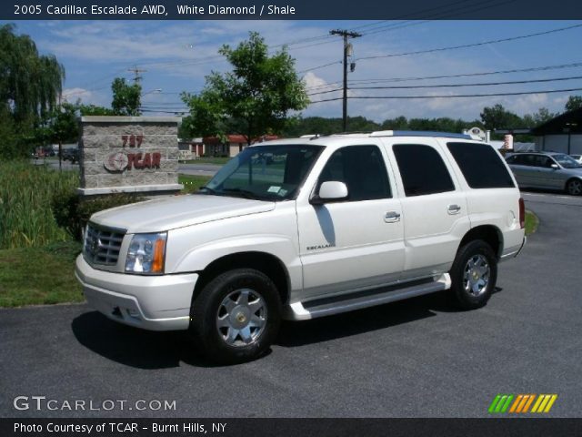 2005 Cadillac Escalade AWD in White Diamond