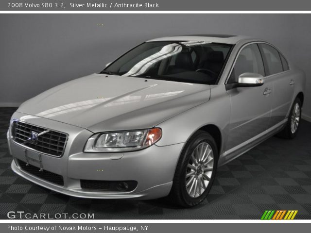 2008 Volvo S80 3.2 in Silver Metallic