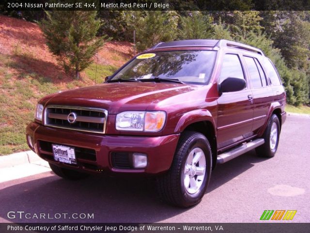 2004 Nissan Pathfinder SE 4x4 in Merlot Red Pearl