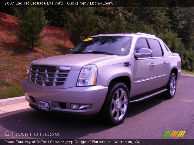 2007 Cadillac Escalade EXT AWD in Quicksilver