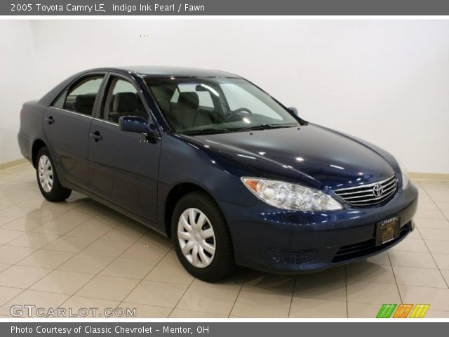 2005 Toyota Camry LE in Indigo Ink Pearl