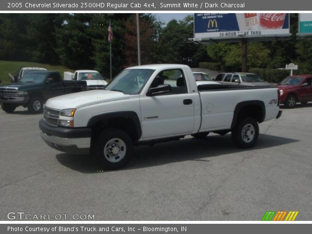 2005 Chevrolet Silverado 2500HD Regular Cab 4x4 in Summit White