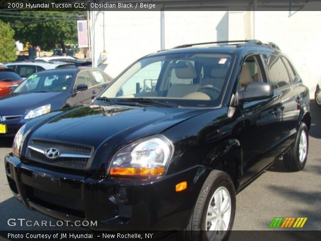 2009 Hyundai Tucson GLS in Obsidian Black