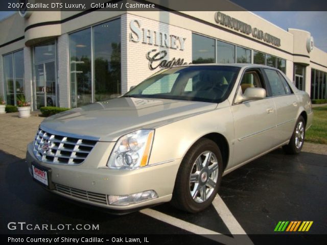 2007 Cadillac DTS Luxury in Gold Mist