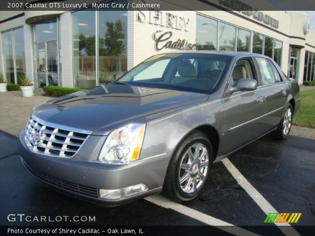 2007 Cadillac DTS Luxury II in Mystic Gray