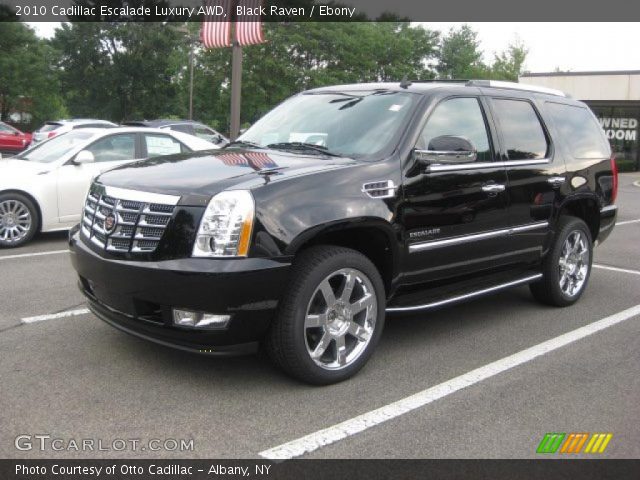 2010 Cadillac Escalade Luxury AWD in Black Raven