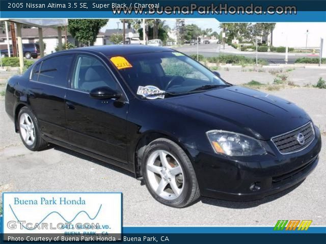 2005 Nissan Altima 3.5 SE in Super Black