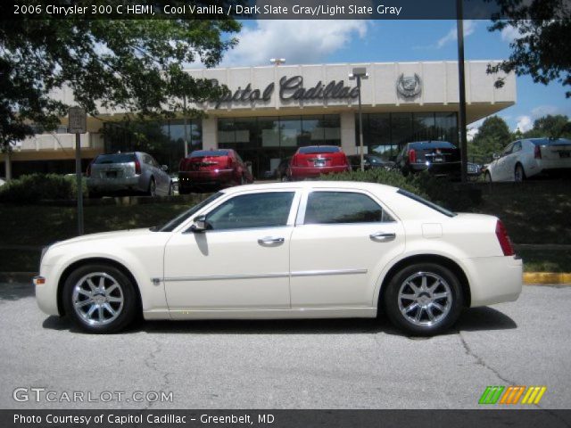 2006 Chrysler 300 C HEMI in Cool Vanilla