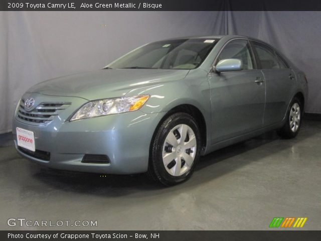 2009 Toyota Camry LE in Aloe Green Metallic