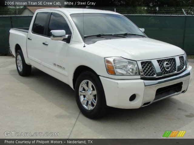 2006 Nissan Titan SE Crew Cab in White