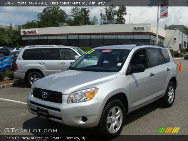 2007 Toyota RAV4 4WD in Classic Silver Metallic