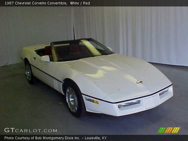 1987 Chevrolet Corvette Convertible in White