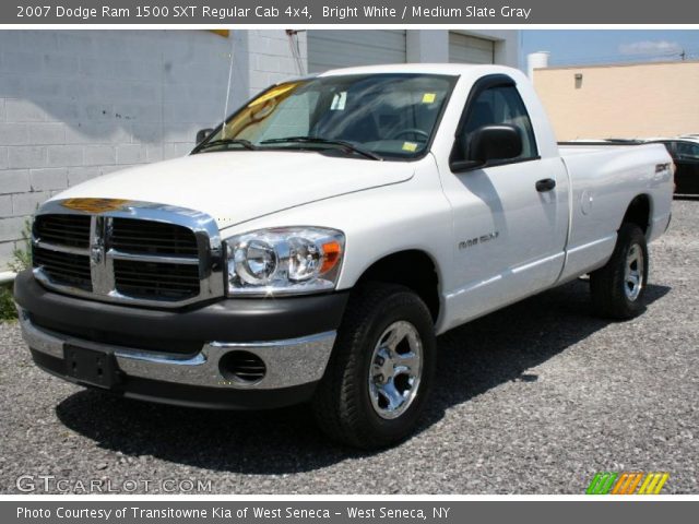 2007 Dodge Ram 1500 SXT Regular Cab 4x4 in Bright White
