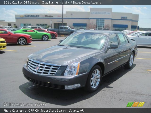 2011 Cadillac DTS Luxury in Gray Flannel Metallic