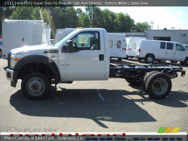 2011 Ford F550 Super Duty XL Regular Cab 4x4 Chassis in Oxford White