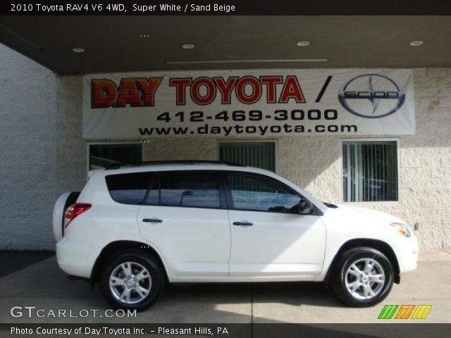 2010 Toyota RAV4 V6 4WD in Super White