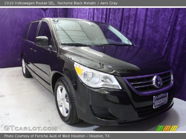 2010 Volkswagen Routan SEL in Nocturne Black Metallic