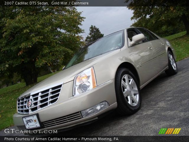 2007 Cadillac DTS Sedan in Gold Mist