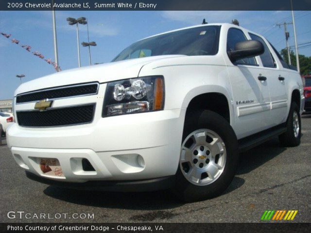 2009 Chevrolet Avalanche LS in Summit White