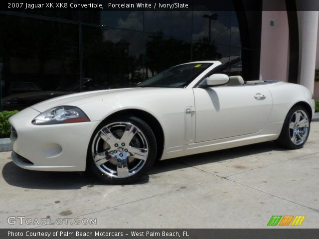 2007 Jaguar XK XK8 Convertible in Porcelain White