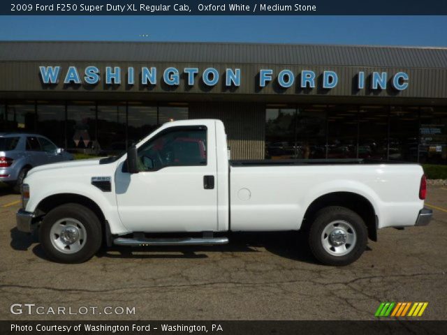 2009 Ford F250 Super Duty XL Regular Cab in Oxford White