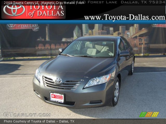 2009 Toyota Camry LE in Magnetic Gray Metallic