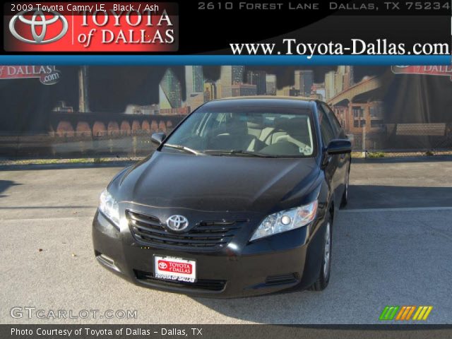 2009 Toyota Camry LE in Black