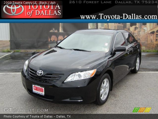 2009 Toyota Camry LE in Black