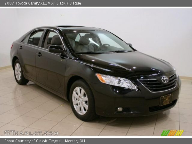 2007 Toyota Camry XLE V6 in Black