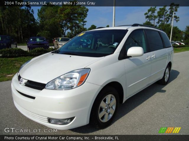 2004 Toyota Sienna XLE in Natural White